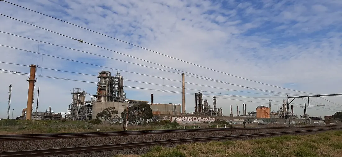Distillation columns and pipework of an oil refinery